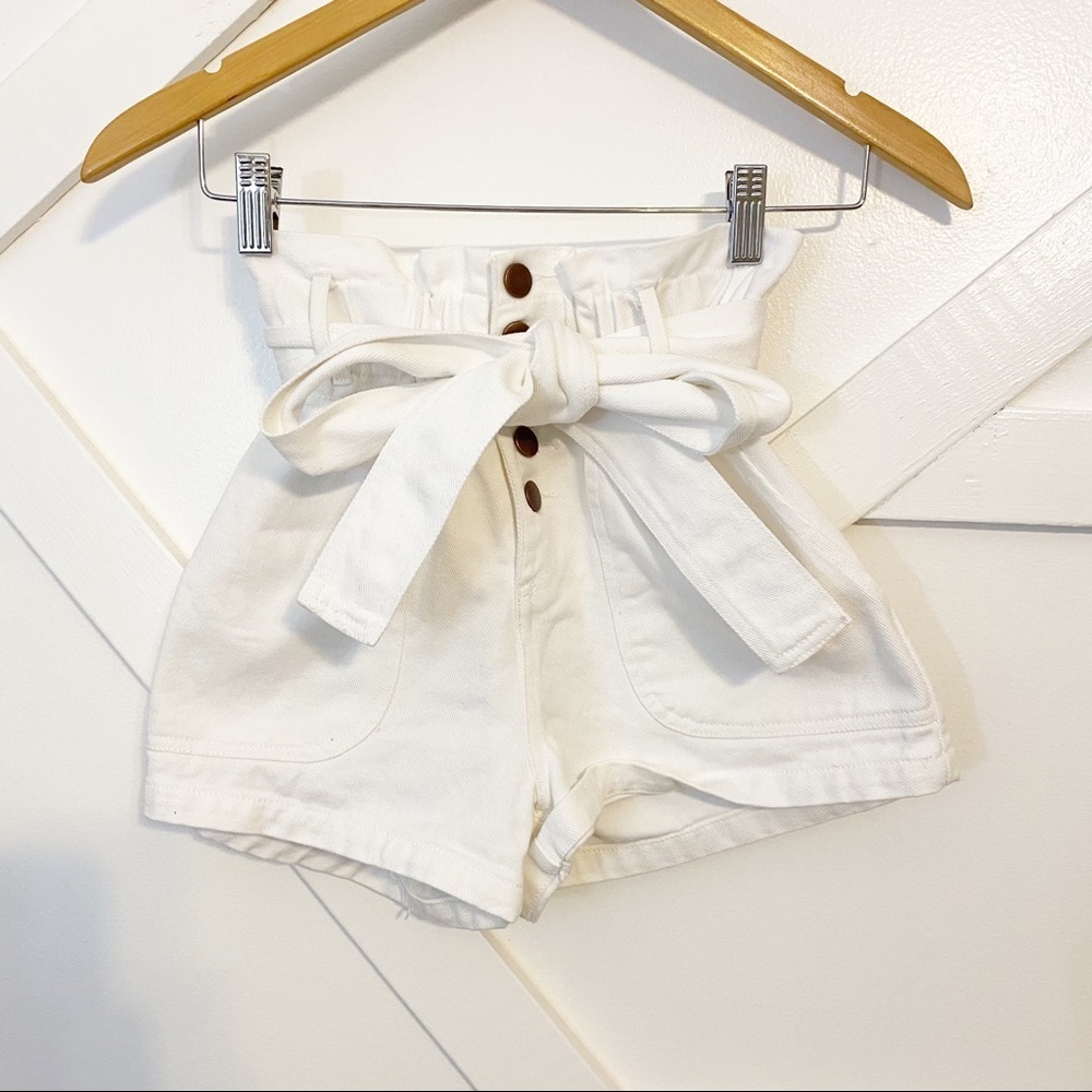 Mermaid At Heart Paperbag Tie Waist High Rise Button Fly Denim Shorts White Sz S